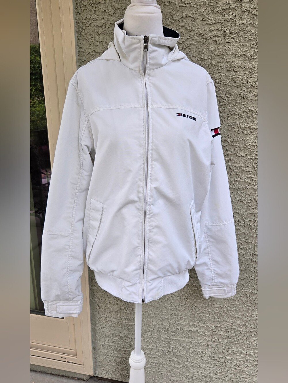 Tommy Hilfiger White Hooded Bomber Jacket with Logo